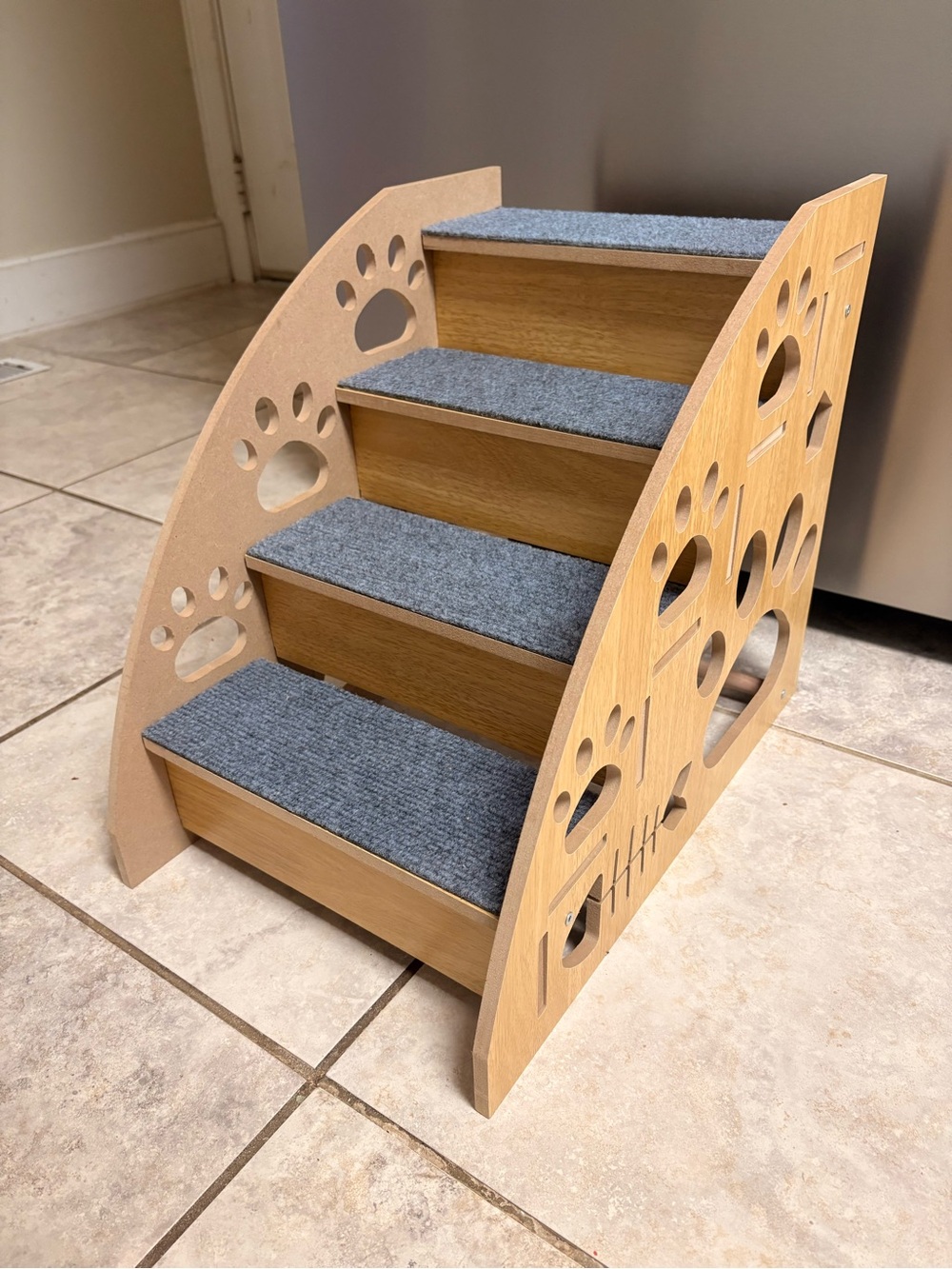 Wood Pet 4 Steps with Grey Carpeted Treads